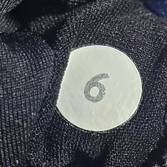 Lululemon Splendour Bra Blooming Pixie Raspberry + Black Size 6 - Picture 8 of 10